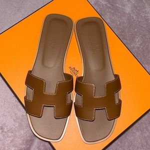 Hermes Oran sandal